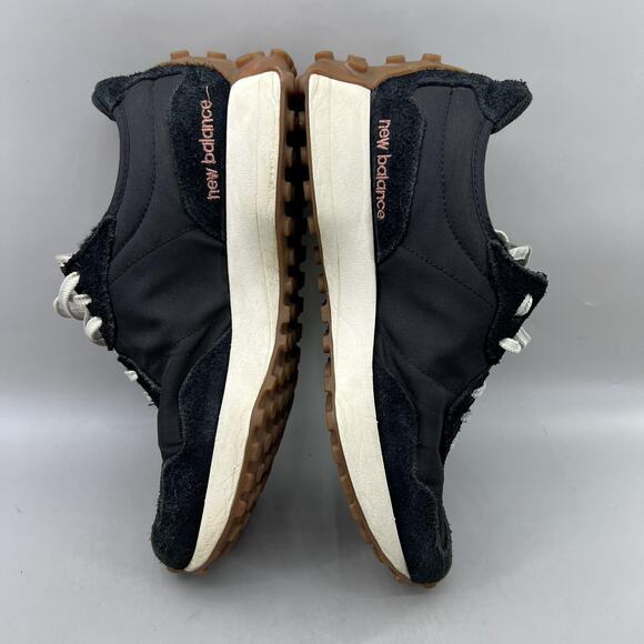New Balance 327 Running Shoes Women Size 8 B Black White Comfort Low Sneakers - Picture 6 of 9